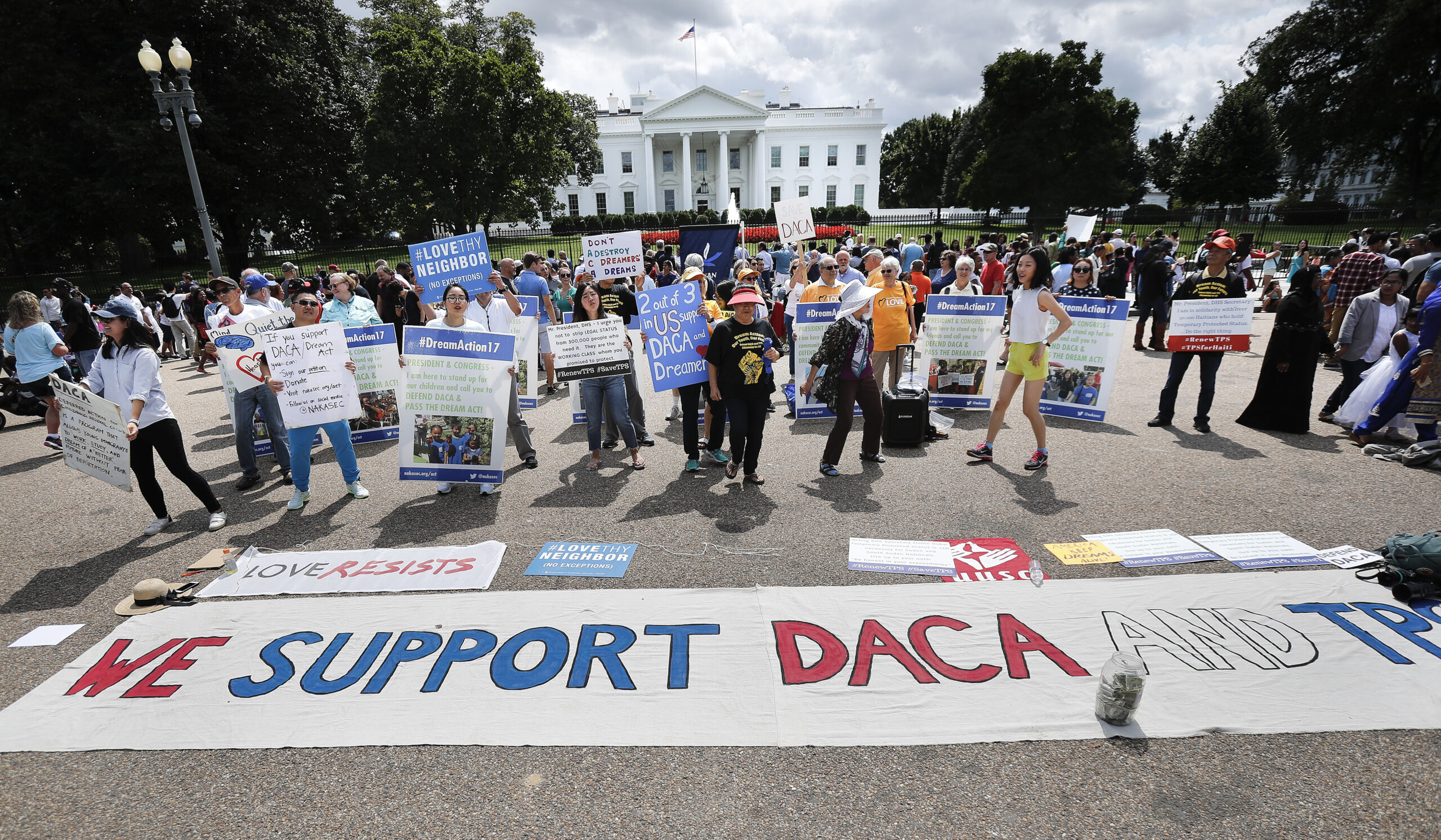Trump to end DACA, but gives Congress a chance to act with 6-month delay in enforcement: Report
