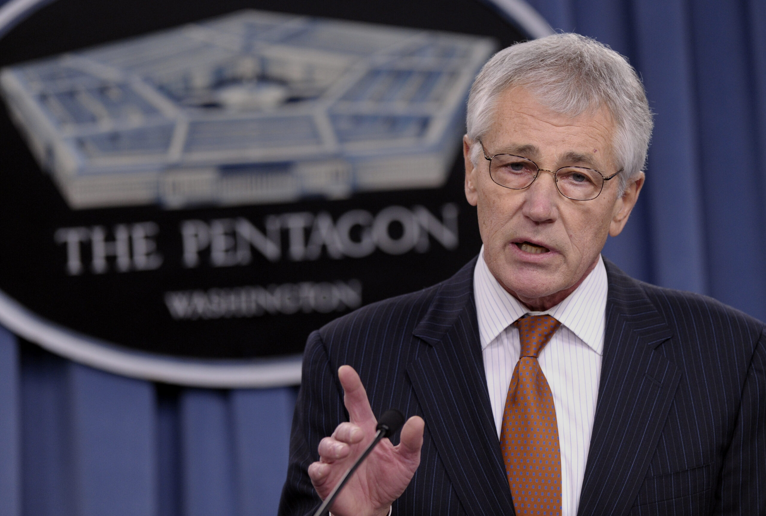 Hagel seeks answers to military ethics crisis