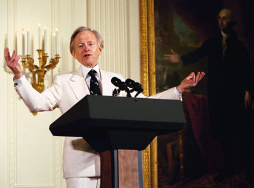 Tom Wolfe Writes In the Language of Common Sense