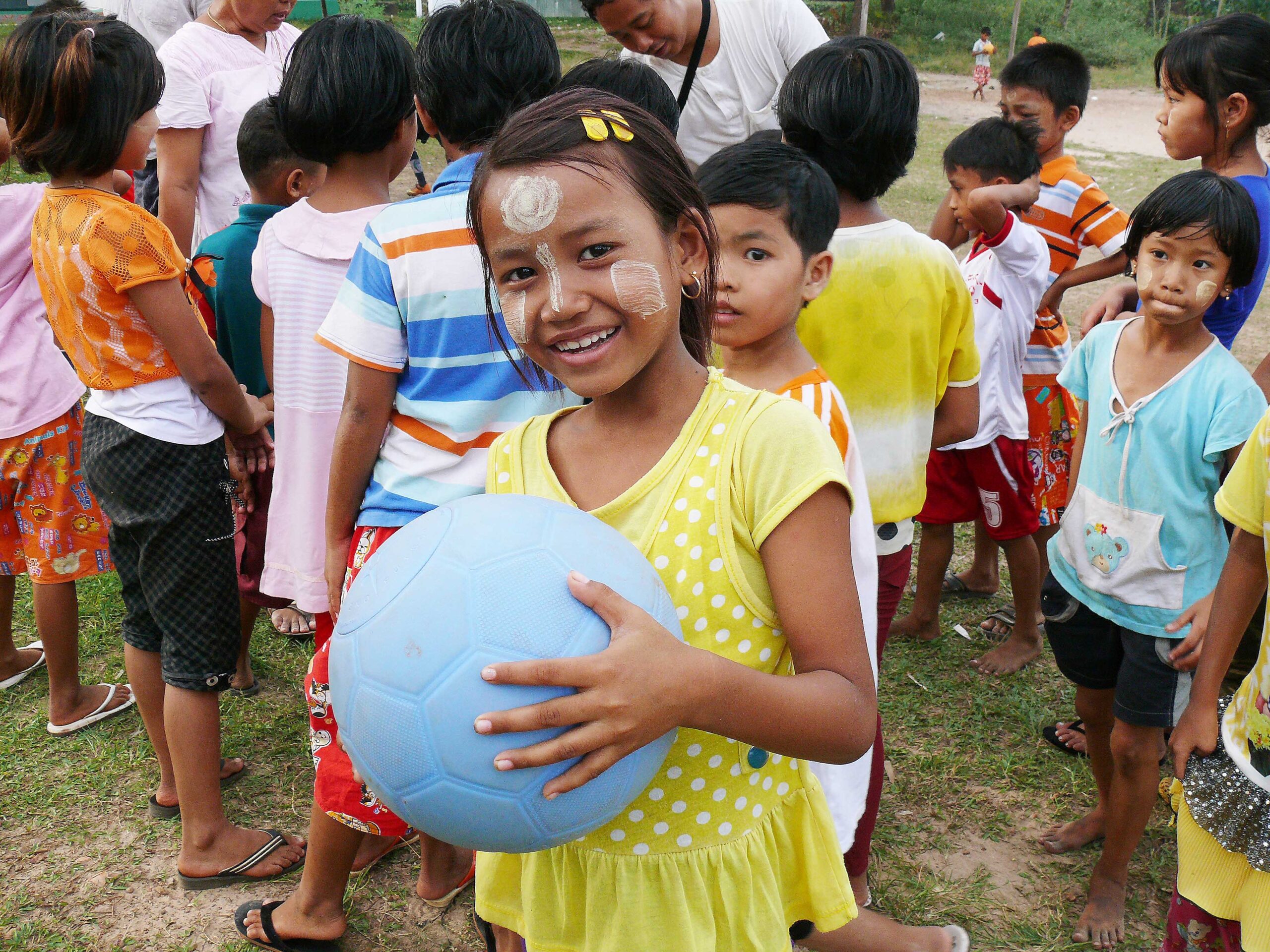 One World Futbol passes out indestructible balls