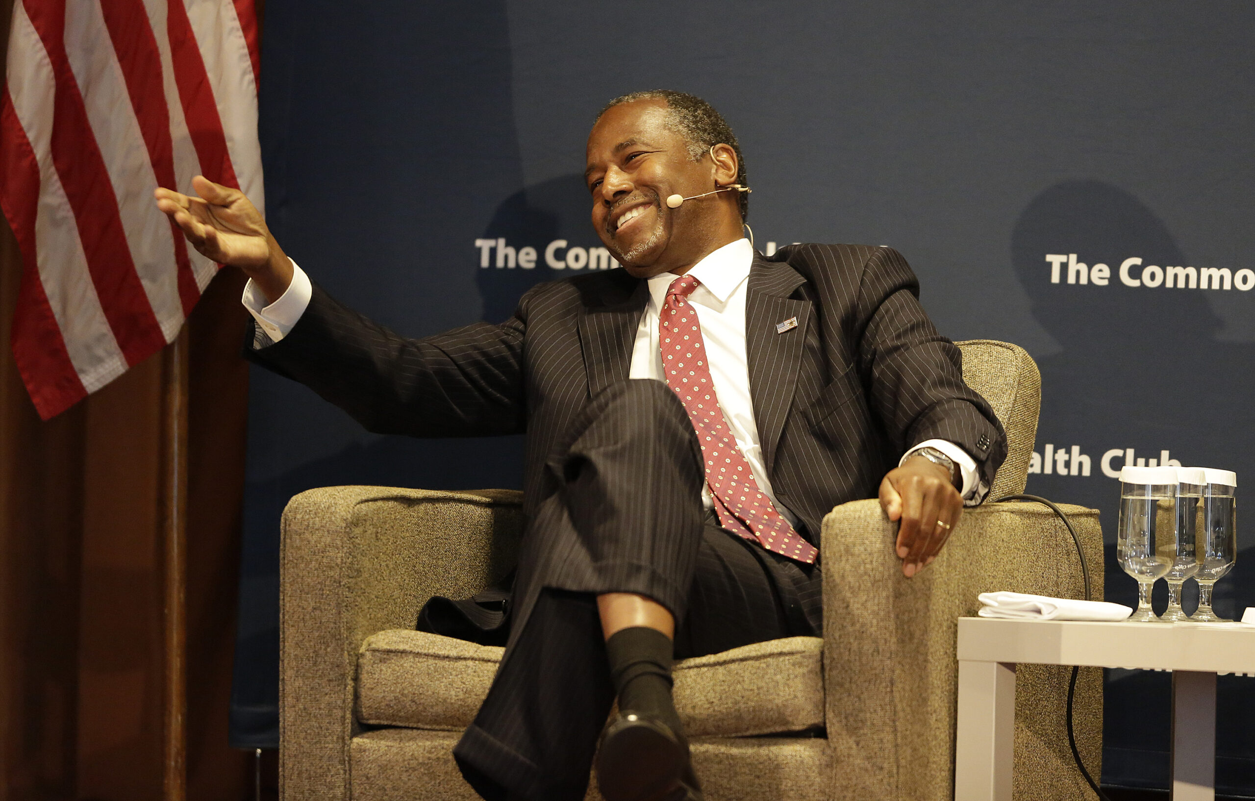 Poll: Ben Carson is closing in on Trump