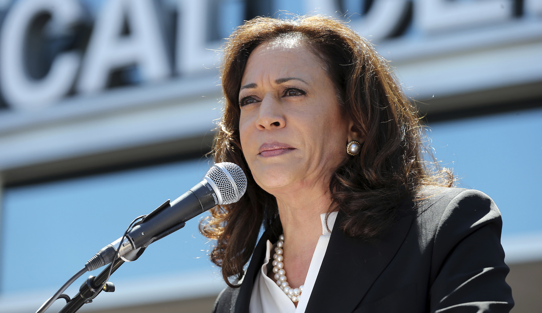 Kamala Harris’ press secretary Tyrone Gayle dies from colon cancer