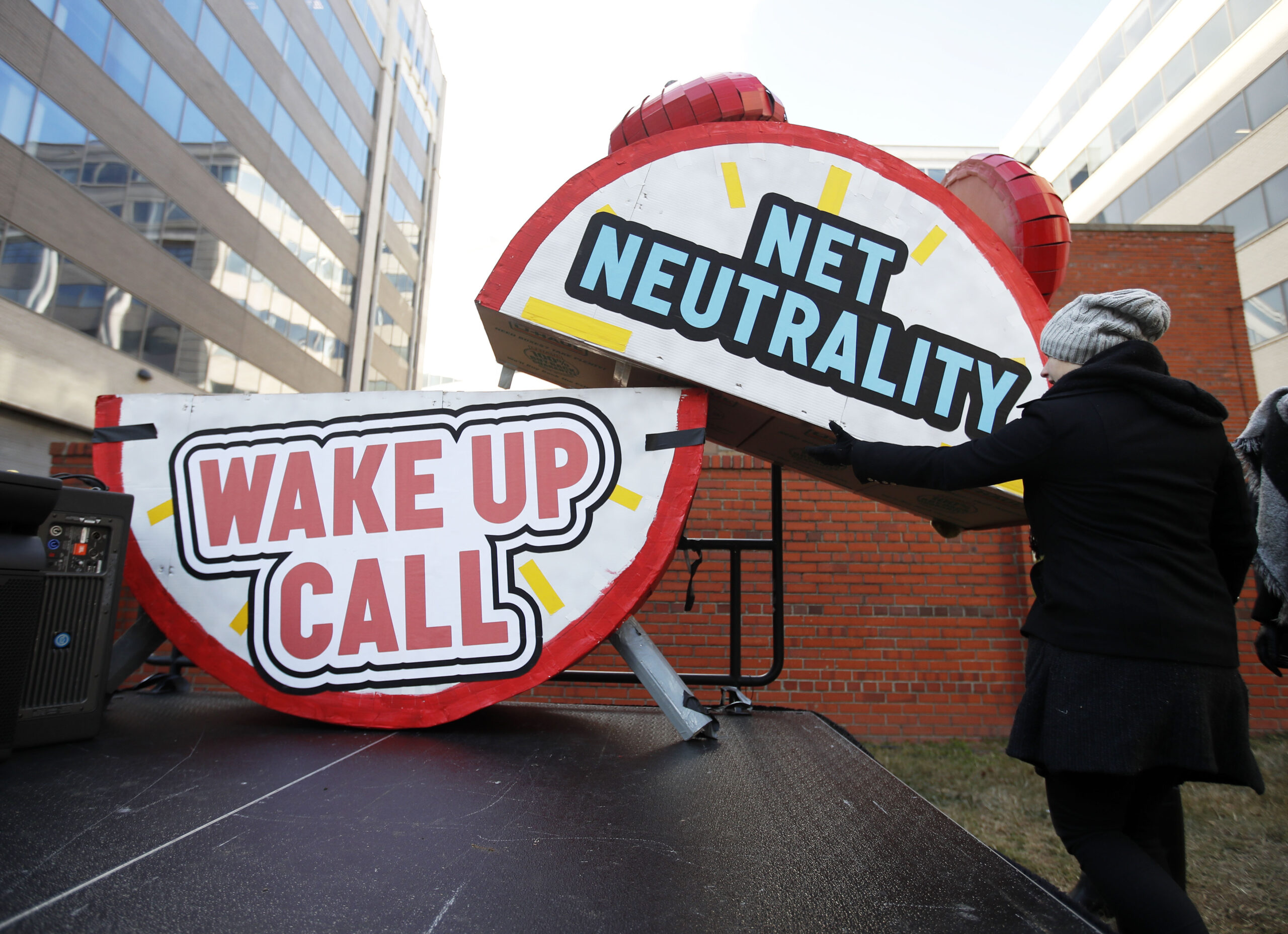 Net neutrality repeal won’t harm cybersecurity, telecoms say