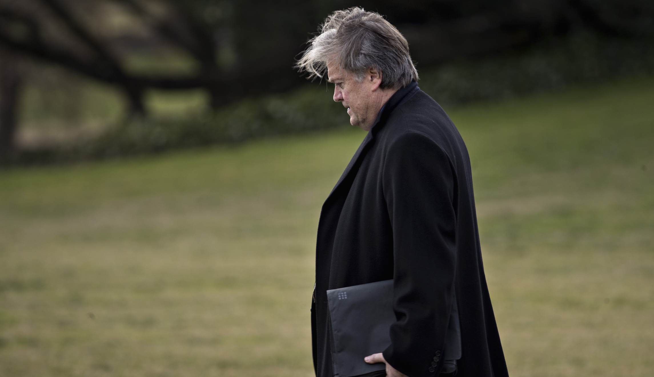 Steve Bannon says he will support Trump ‘day in and day out’ despite intensifying feud