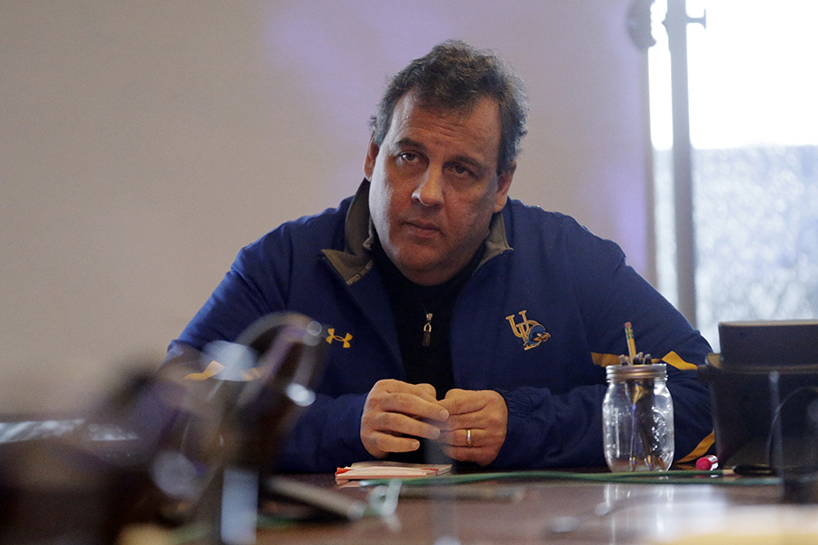 Christie blasts ‘immaturity’ of Rubio over blizzard joke
