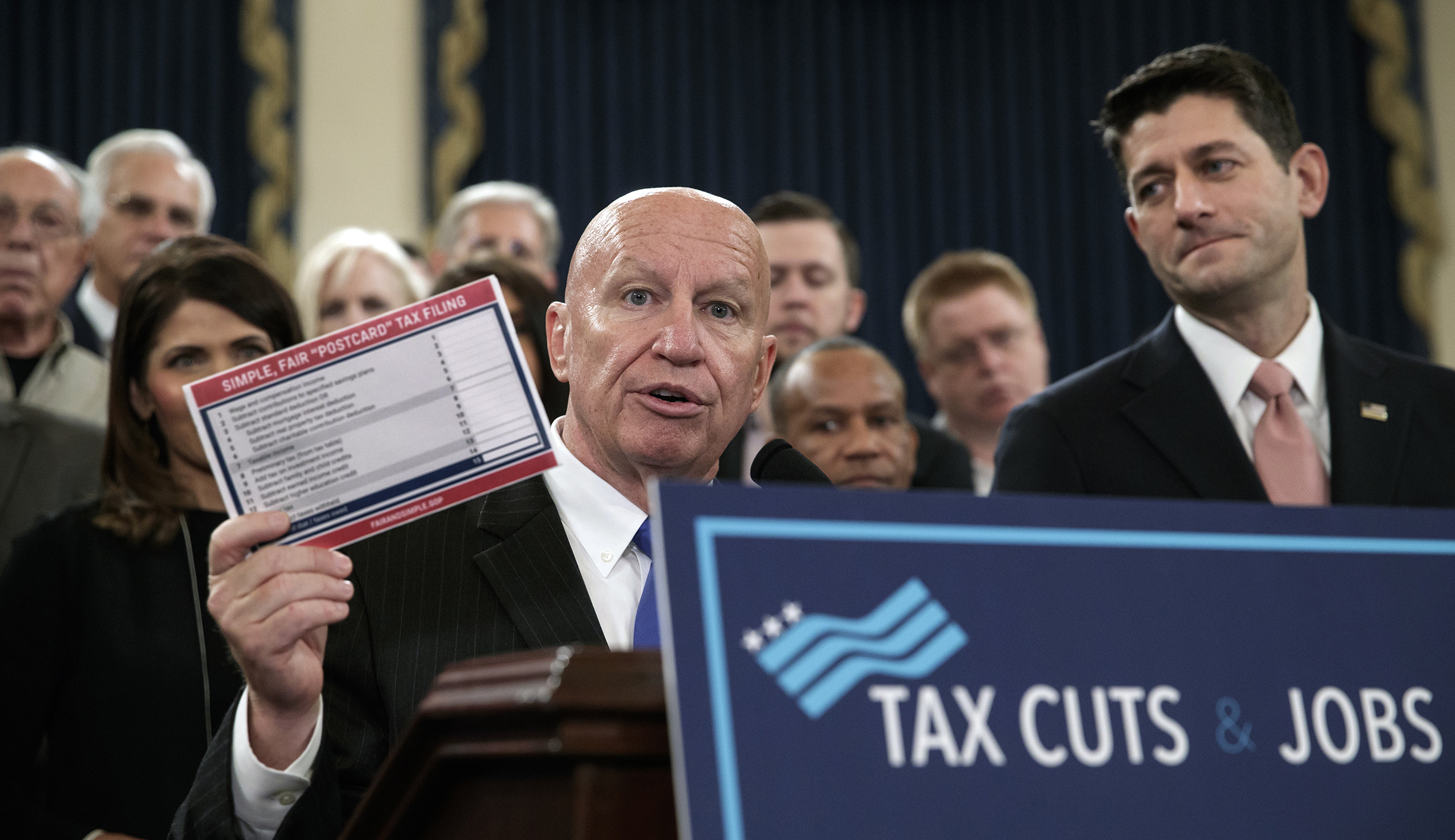 Pro-tax cut ads to run in districts of wavering Republicans