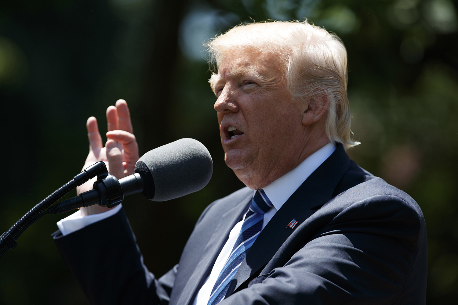 Trump to call for 2 percent cuts annually to non-defense spending