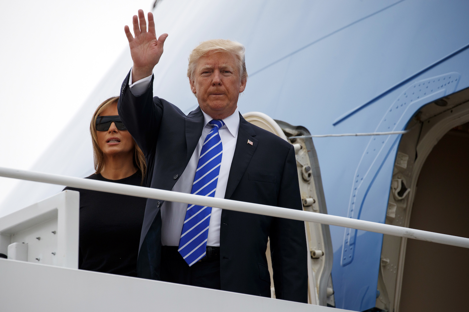 Poland to bus in Trump supporters for speech: Report