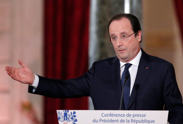 The White House said that President Obama is looking forward to a state visit from French President Francois Hollande, who is facing allegations he had an extramarital affair. (AP/Christophe Ena)