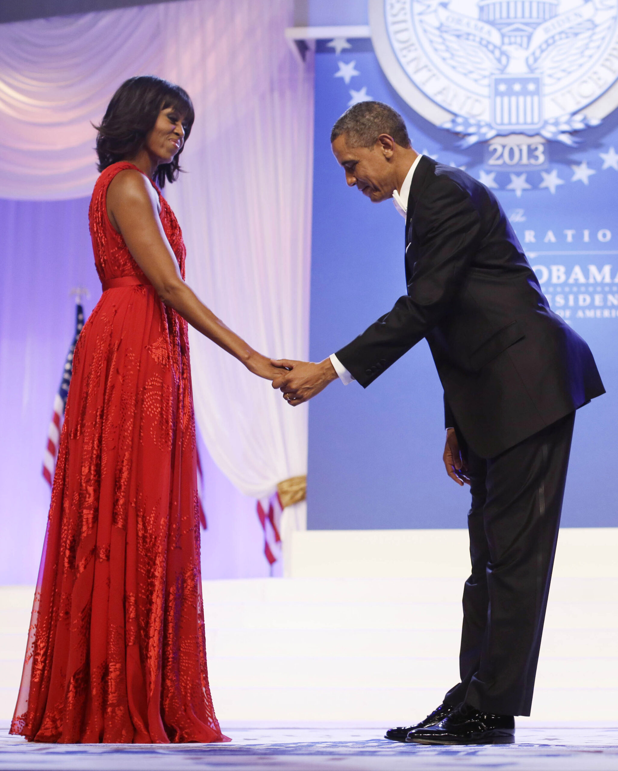 Michelle Obama’s 2nd gown lent to Smithsonian
