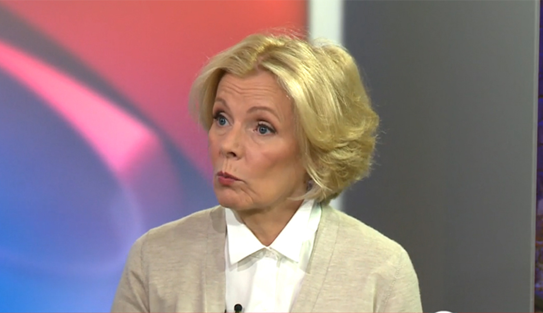 Peggy Noonan: Clinton ‘insulted her own country’ by blaming others for losing to Trump
