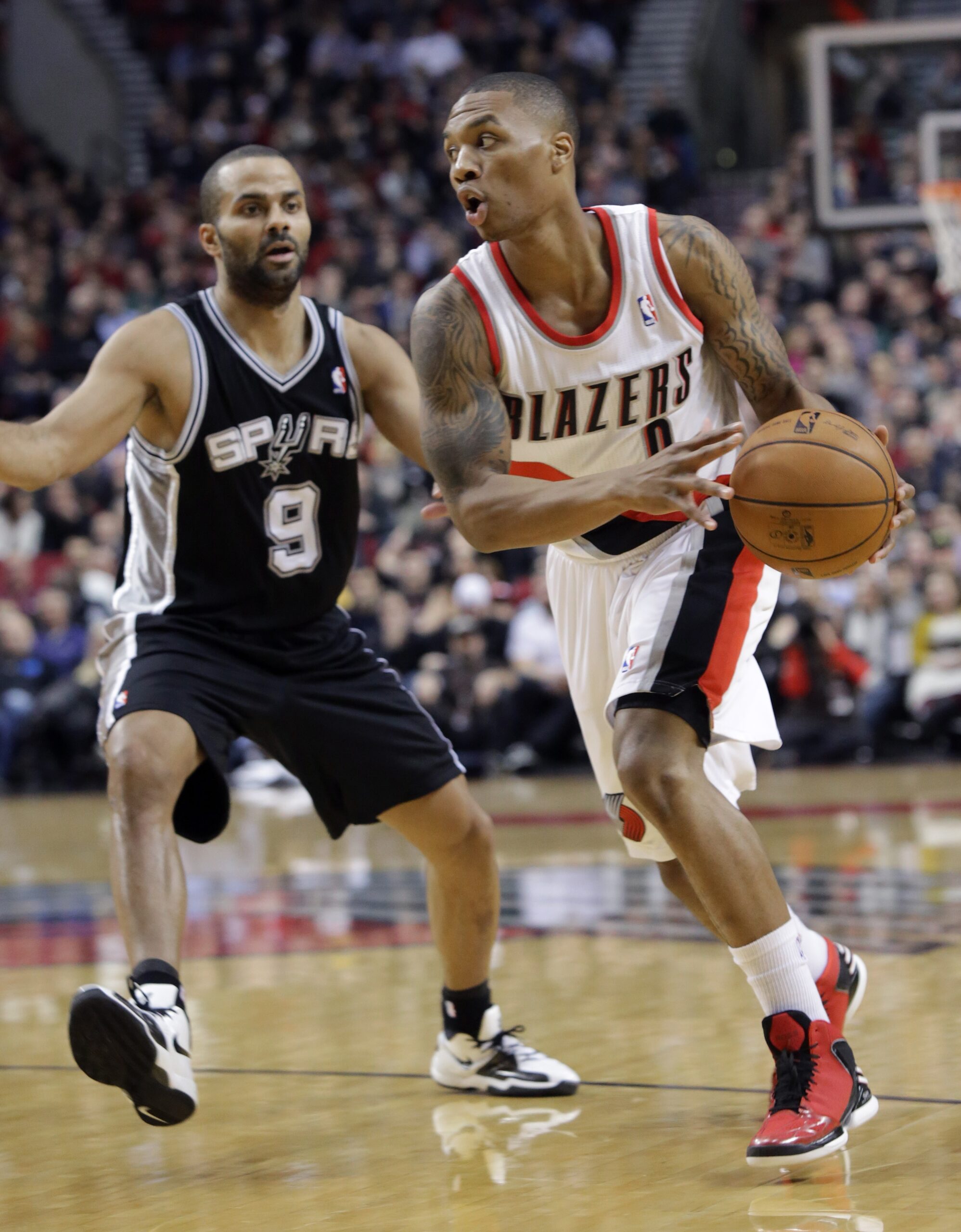 Lillard scores 29, Blazers defeat Spurs 98-90