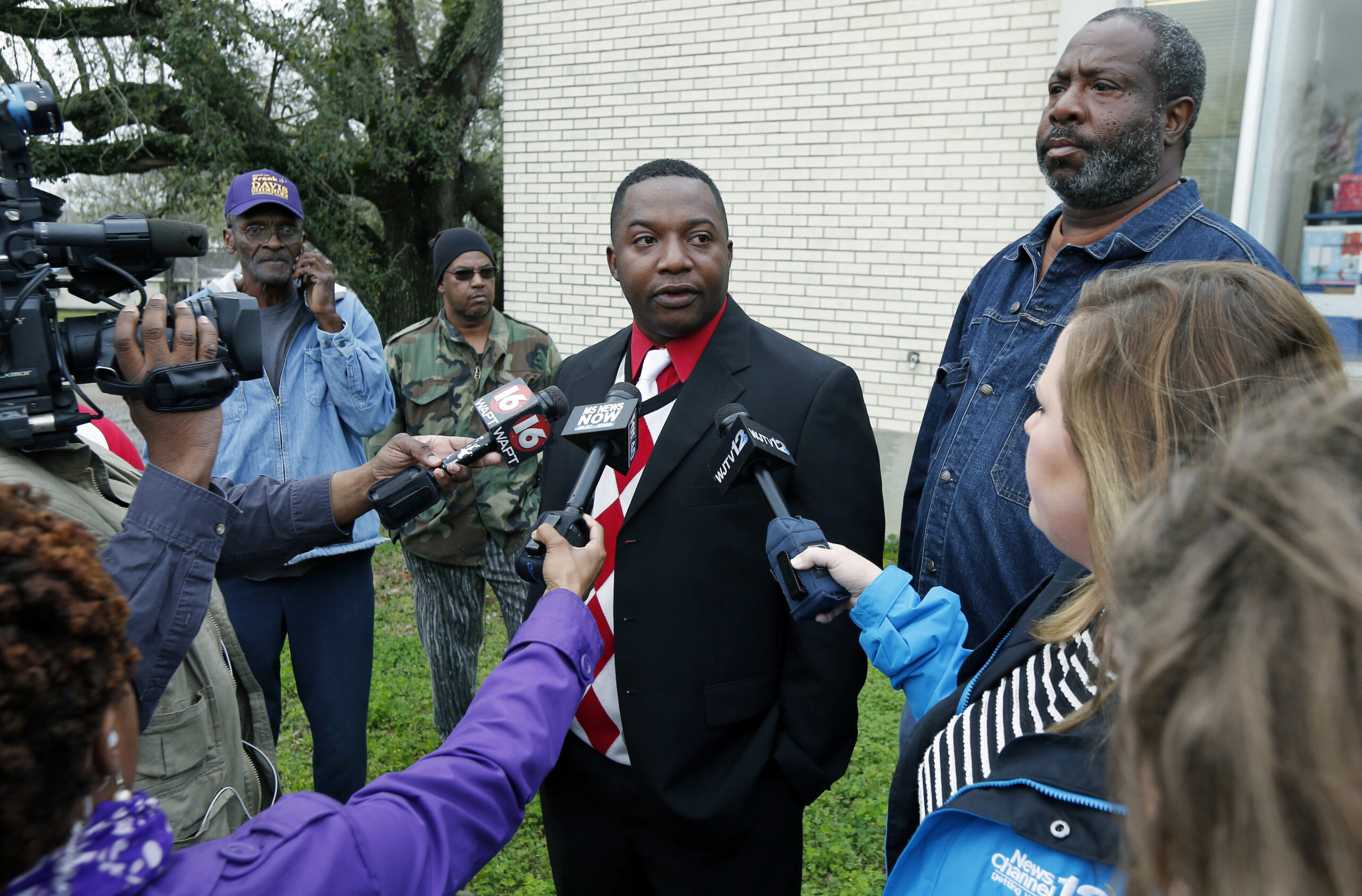Media suddenly loses interest in Mississippi hanging story