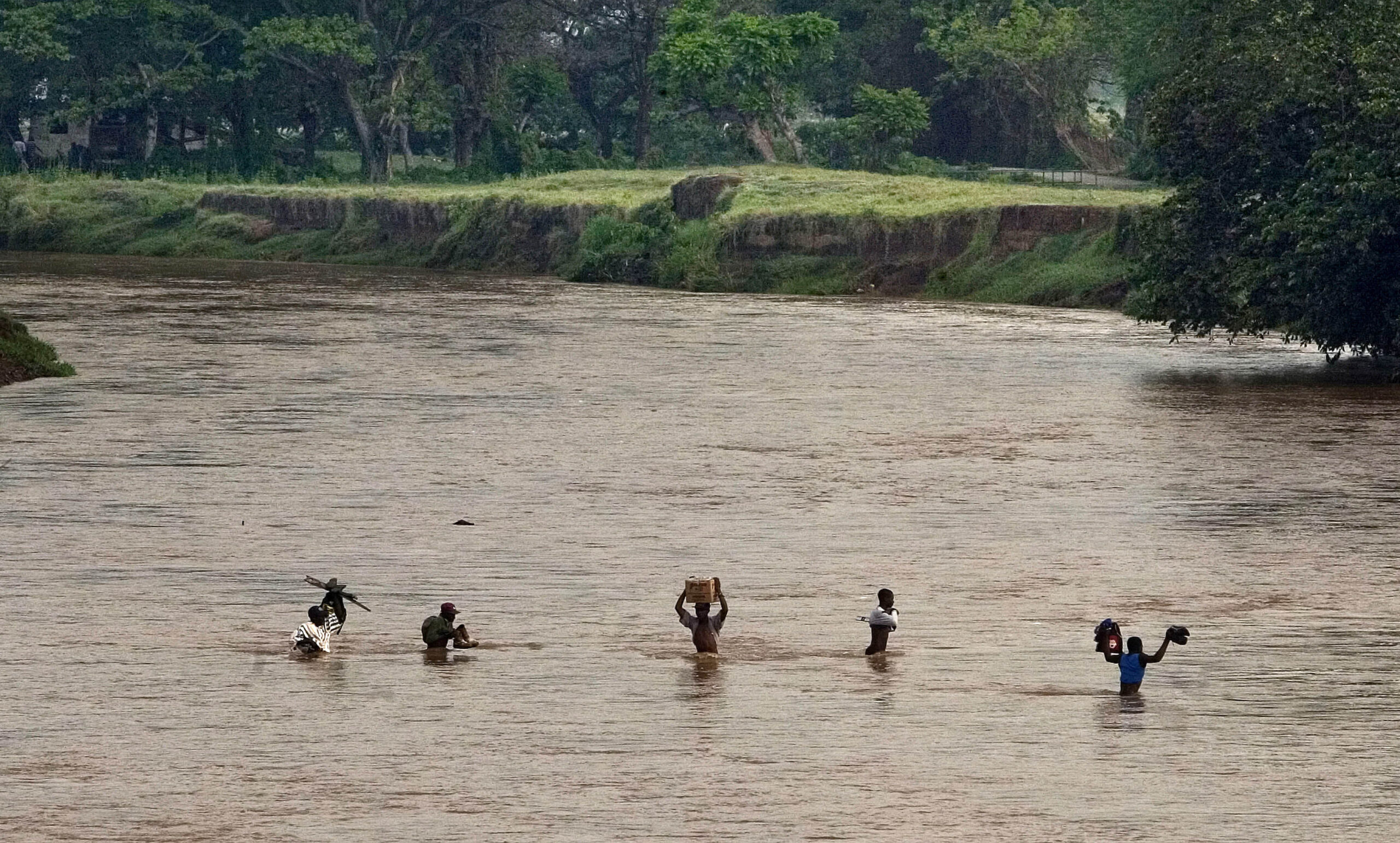 Haitian migrants must get Dominican work permits