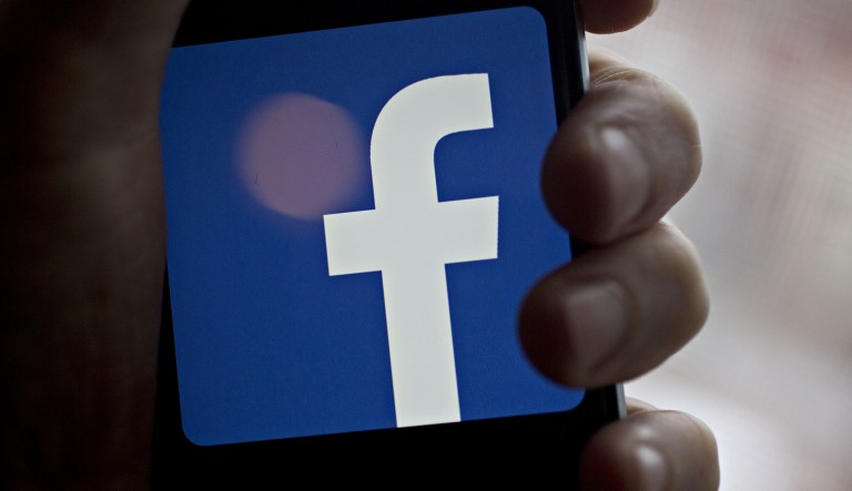 Facebook suspends 200 apps pending investigation into data misuse