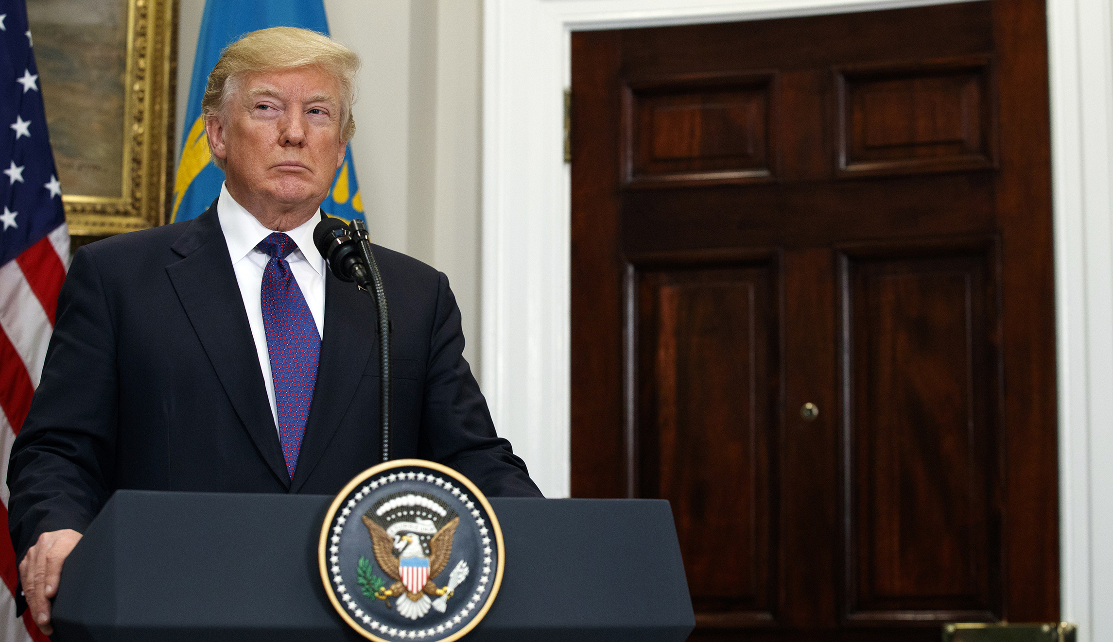 Trump wakes up on Russia