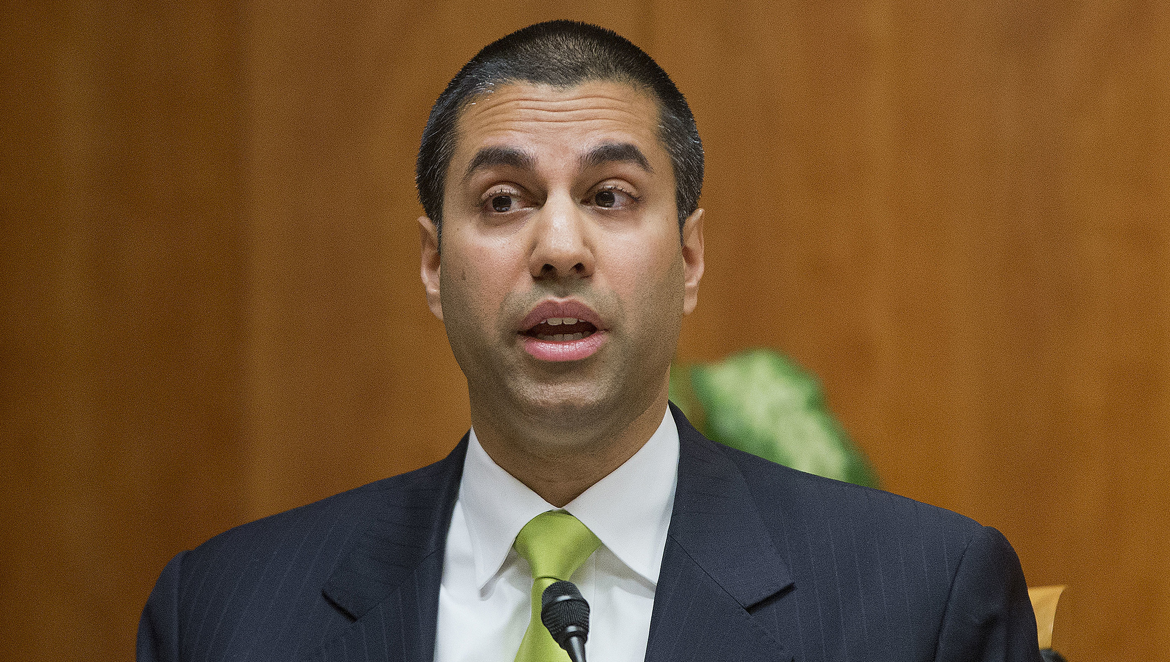 Group presses journalists to ask Internet companies if they are behind fake FCC comment onslaught