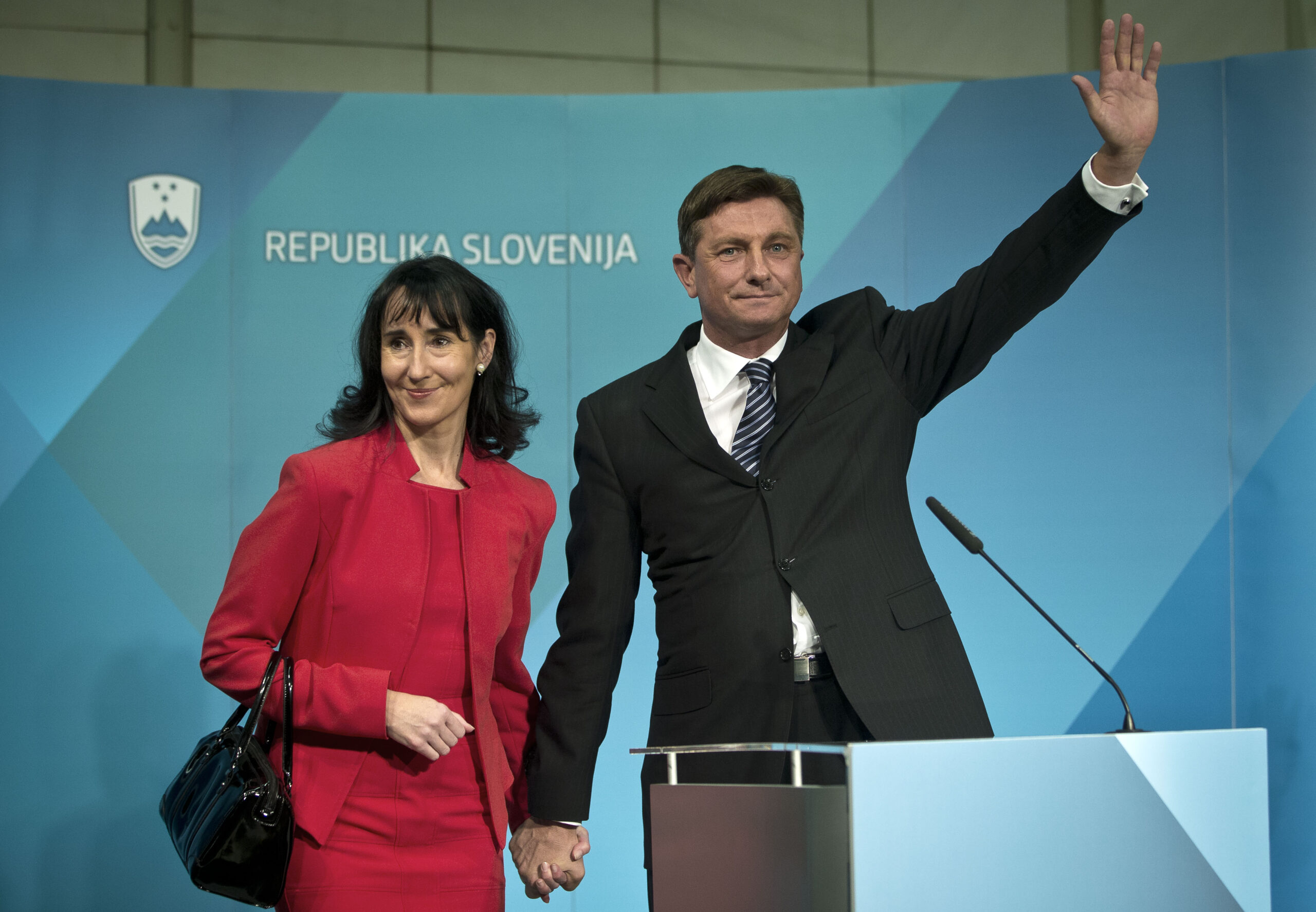 Exit poll: Ex-PM Pahor wins Slovenia presidency
