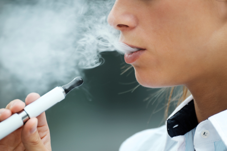 Electronic cigarette companies 