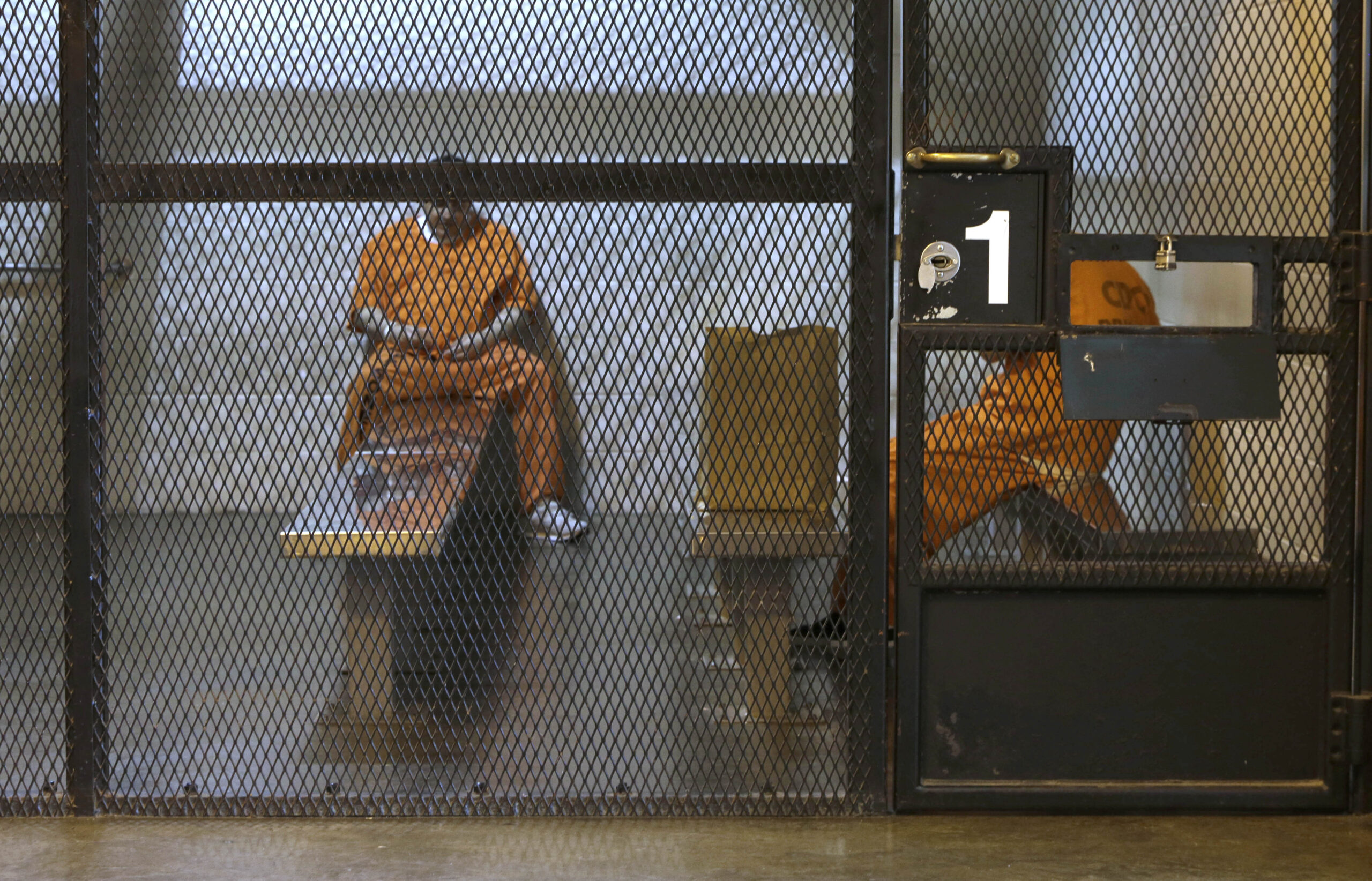 Holder trumpets reduction in federal prisoners