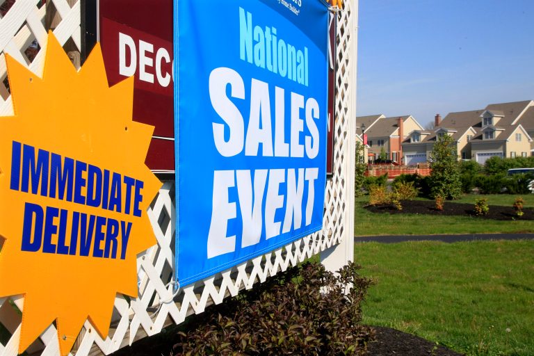 The homeownership rate fell 0.4 percentage points to 63.4 percent in the second quarter of 2015, the Census Bureau said. (AP Photo)