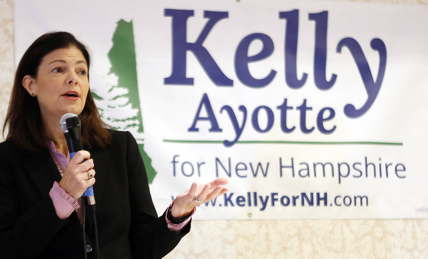Ayotte shows no signs of regret as uncertainty looms over NH Senate race