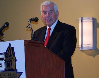 Young Guns Support Elderly RINO