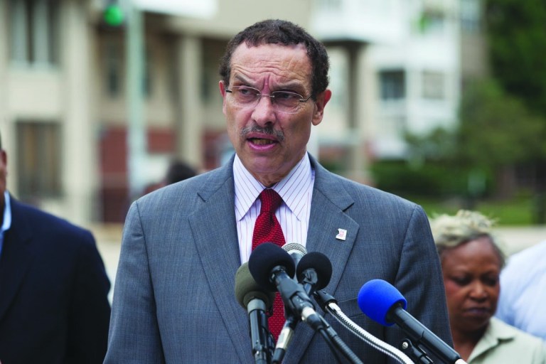 D.C. Mayor Vincent Gray has in recent months sharply reduced vacancies on government boards and commissions, but hundreds of open slots still remain. (Photo: Graeme Jennings/Examiner file)