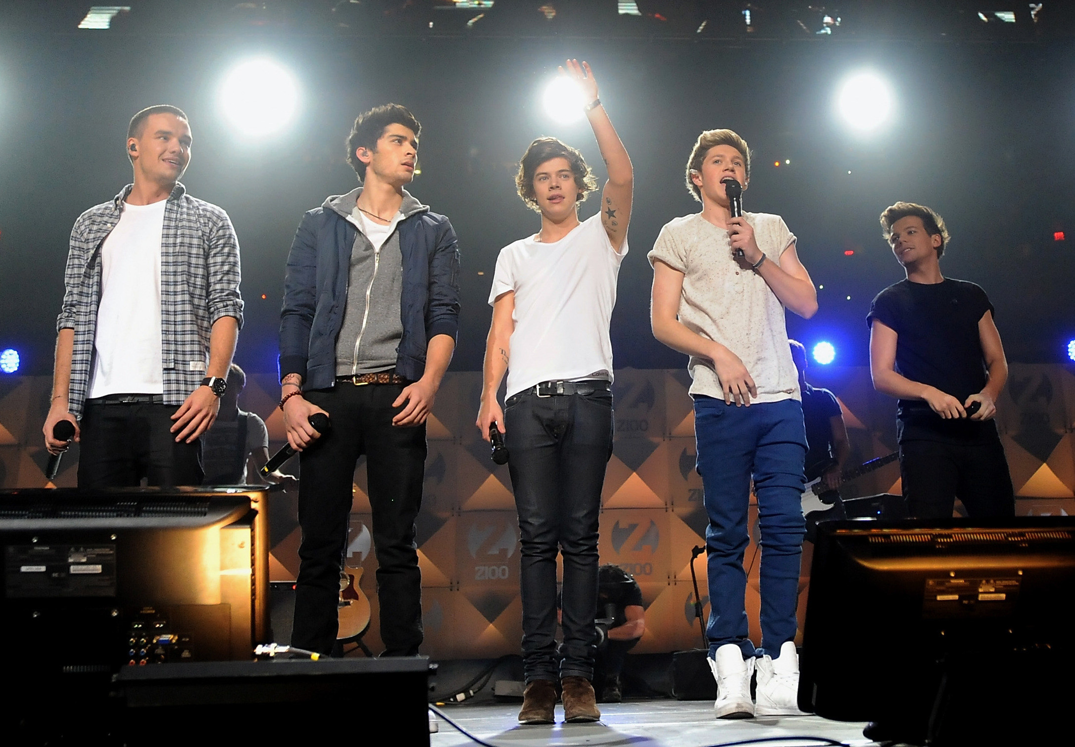 Boy band One Direction: World tour next year
