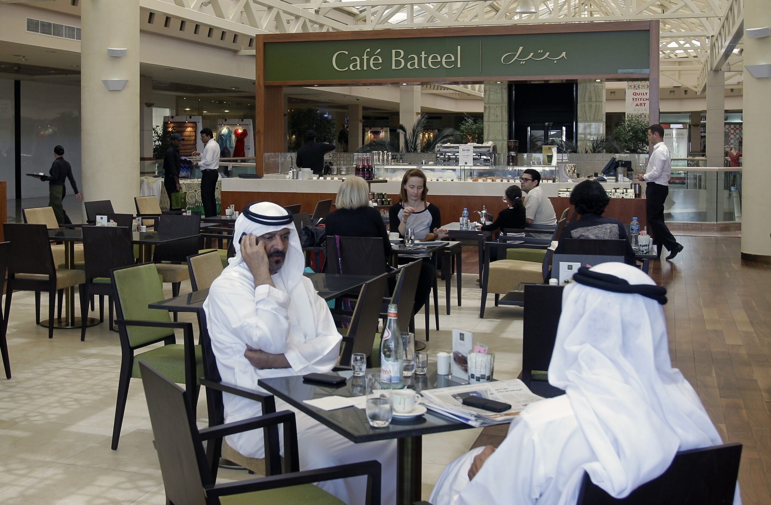 Falafel to go: Mideast food chains expand abroad