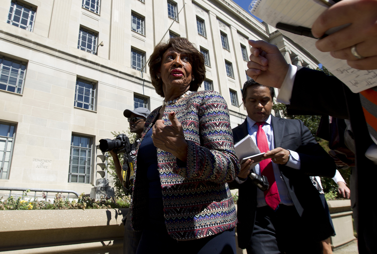 Maxine Waters just proved why newsrooms shouldn’t publish unverified information