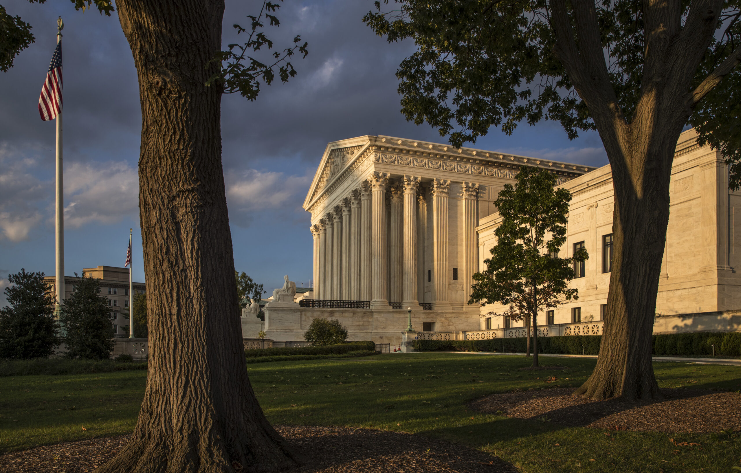 Trump thinks he’ll appoint 4 Supreme Court justices in his first term