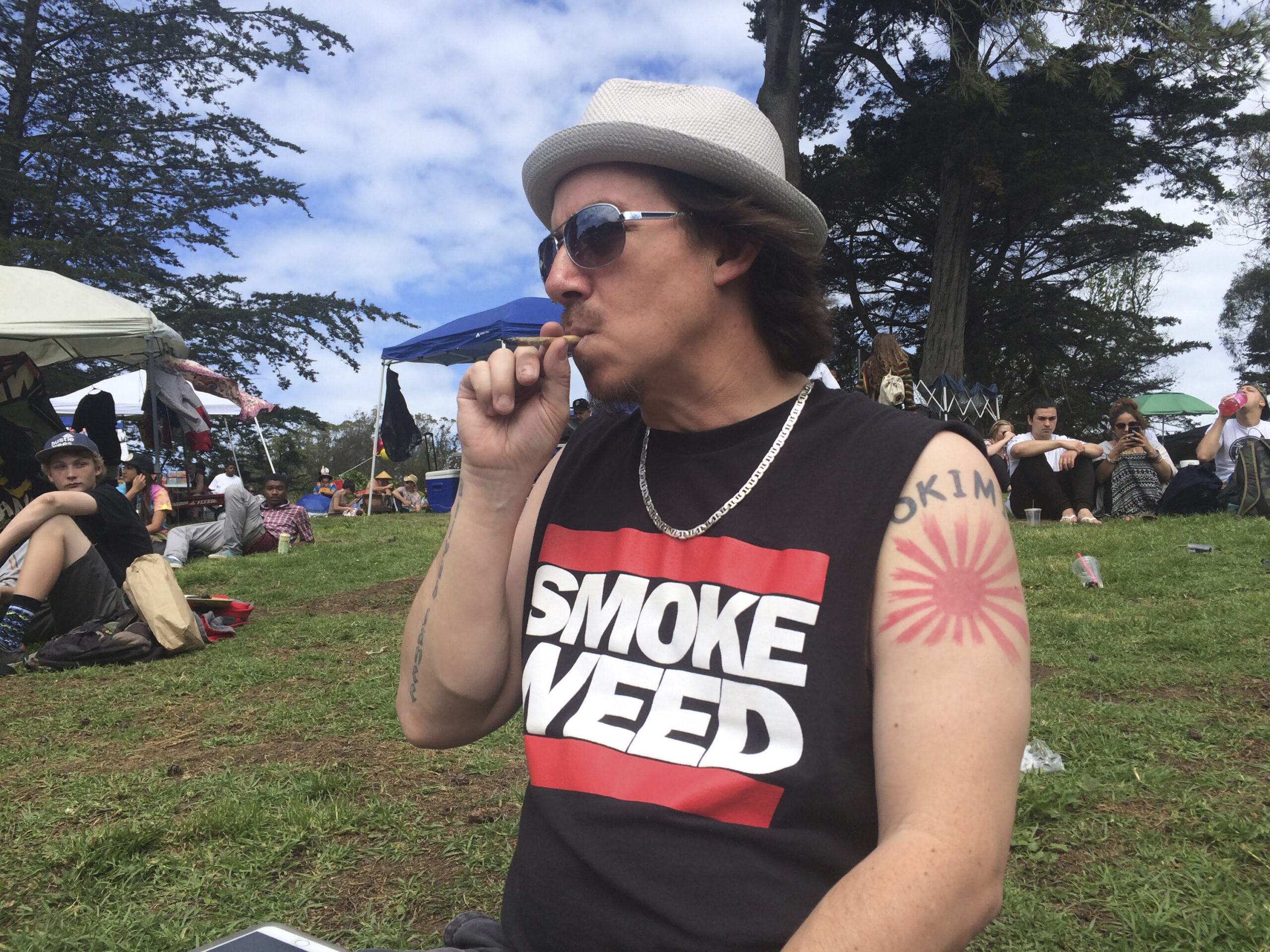 Dude: Support for legalizing marijuana highest ever, 60%