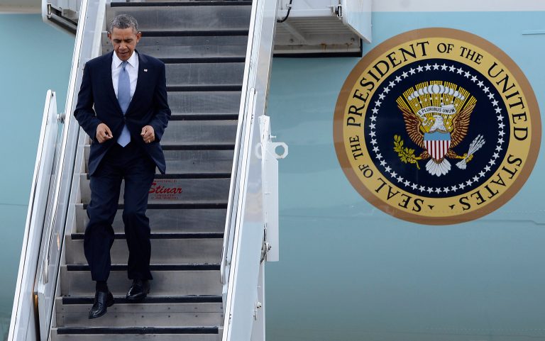 Obama plans to visit with King Abdullah bin Abdulaziz Al-Saud to discuss the 