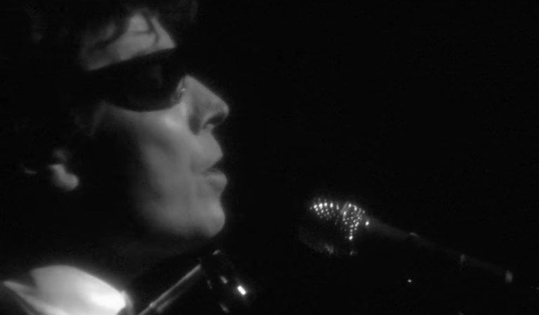 Mainstream Media Scream: Jimmy Fallon plays Bob Dylan to hit Trump, laud NFL protests