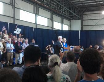 Smaller Crowd for Newt Before Primary