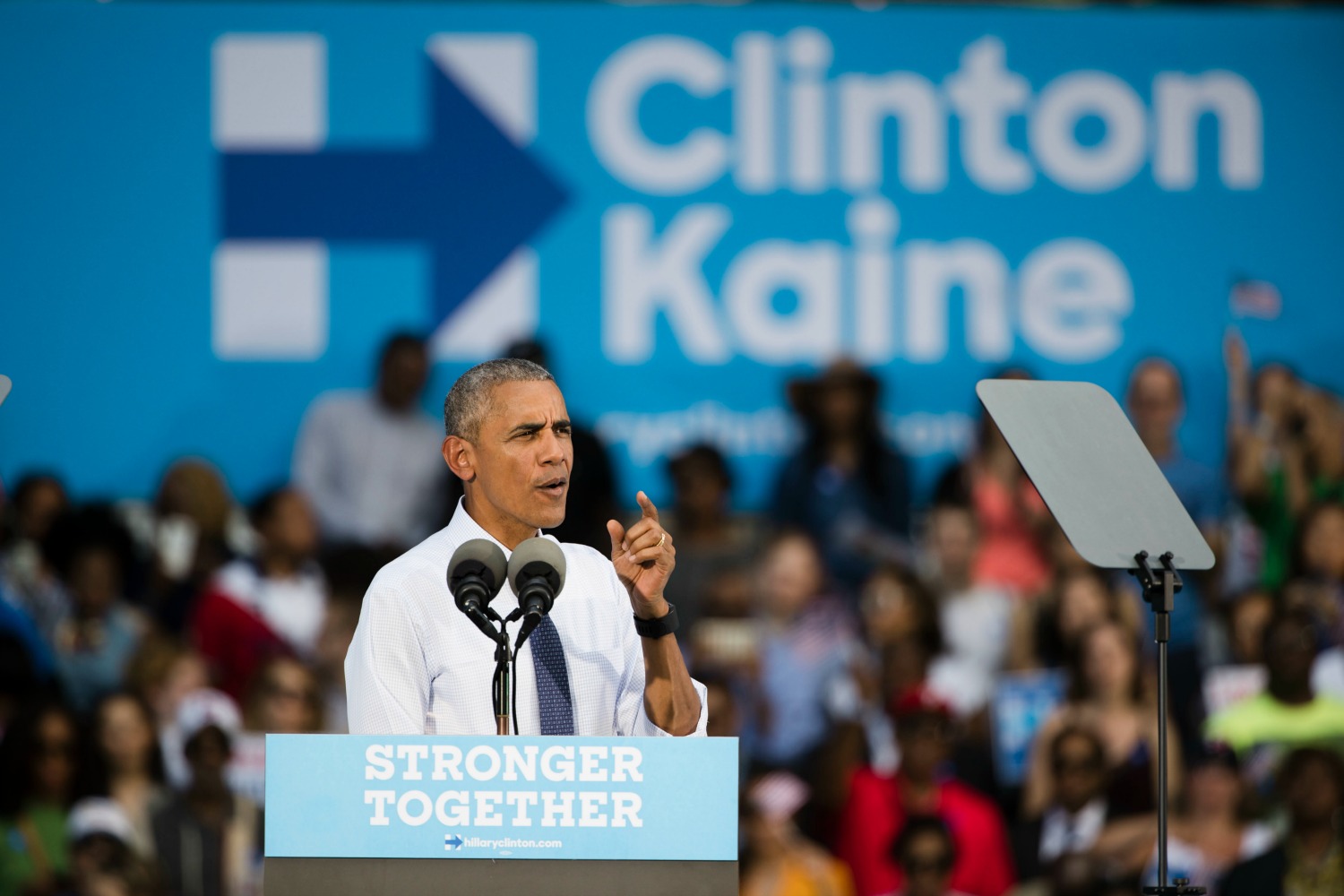 Obama defends Clinton: ‘Mistrust’ of her ‘doesn’t jibe with who I know’