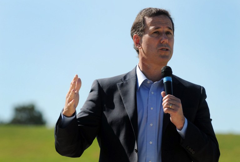 Santorum’s rural edge keeps him in GOP contest