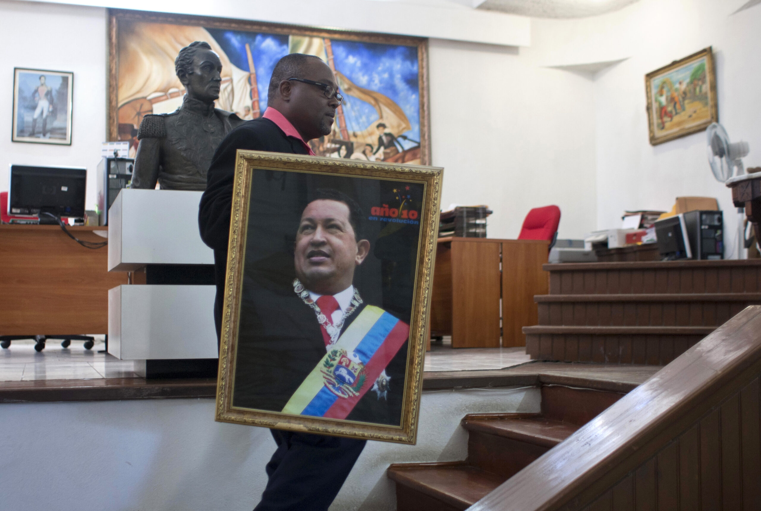 Venezuela’s VP: Chavez condition is stabilizing
