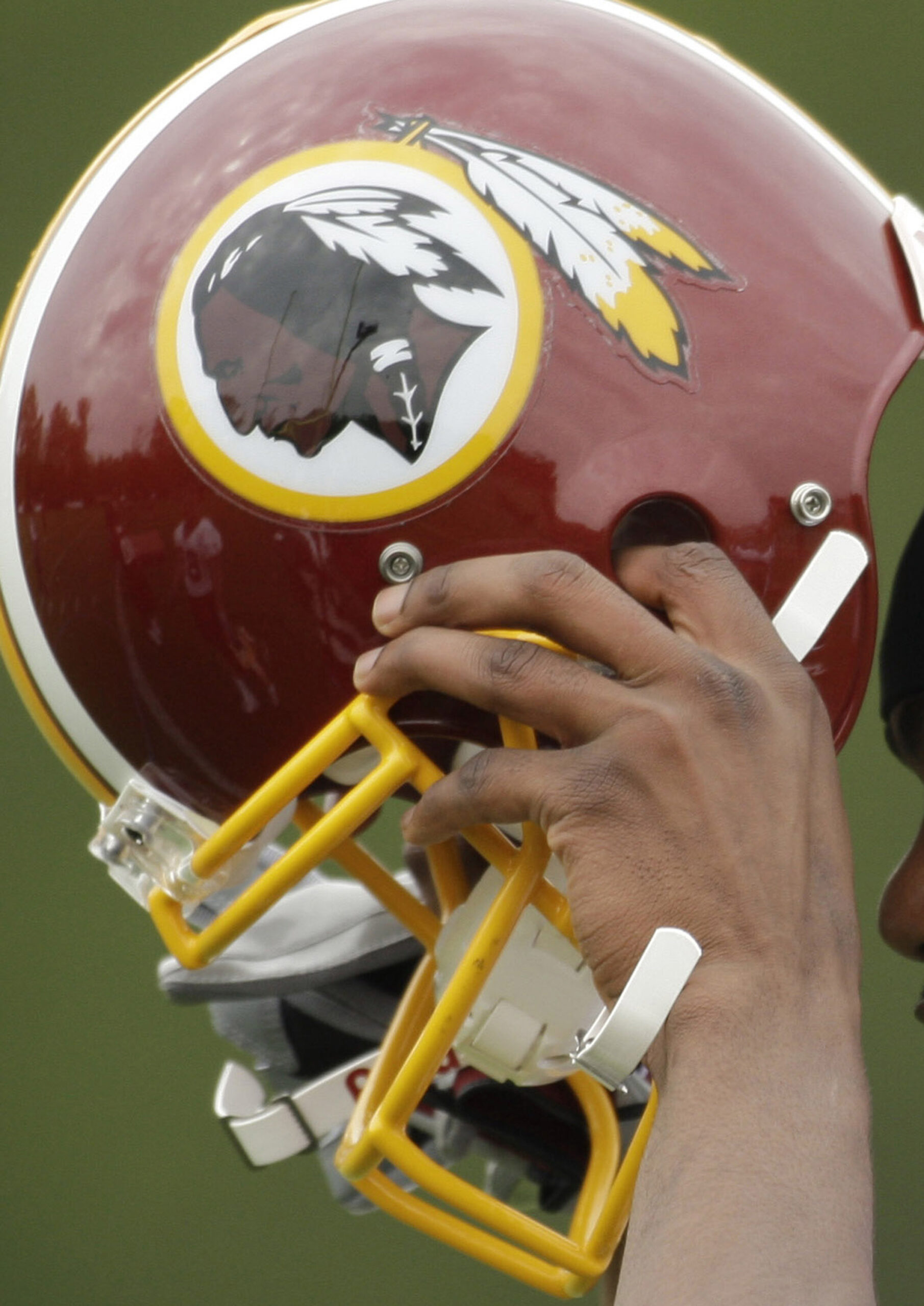 Redskins to senators: Team’s name is ‘respectful’