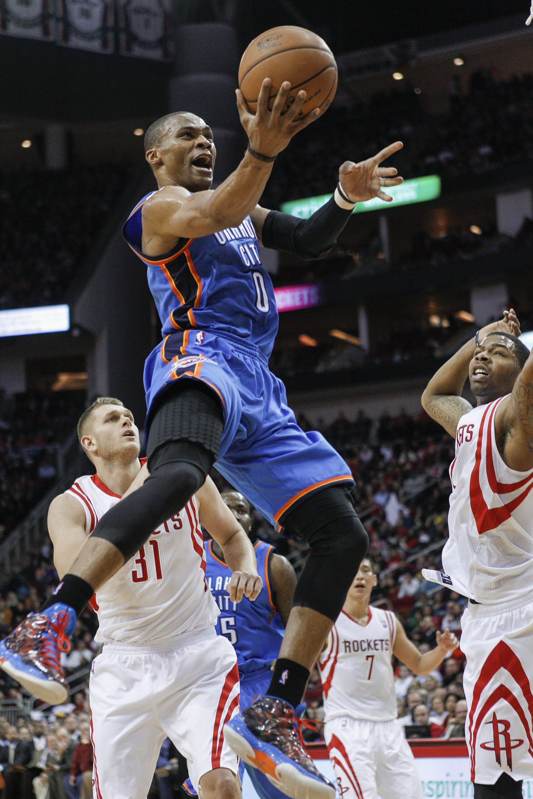 Thunder roll to 124-94 win over Rockets