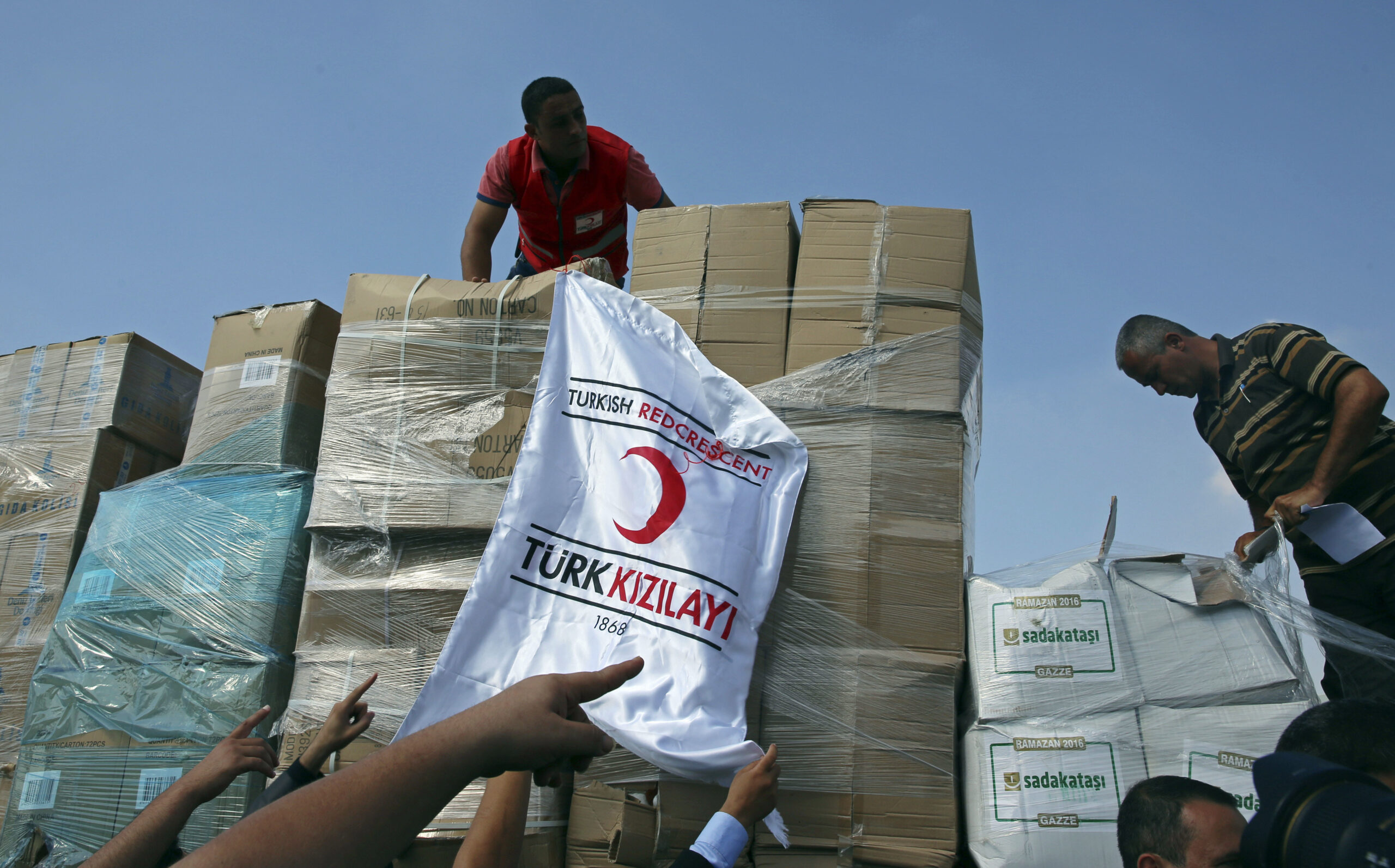 GOP senators: US subsidizes payments to Palestinian terrorists