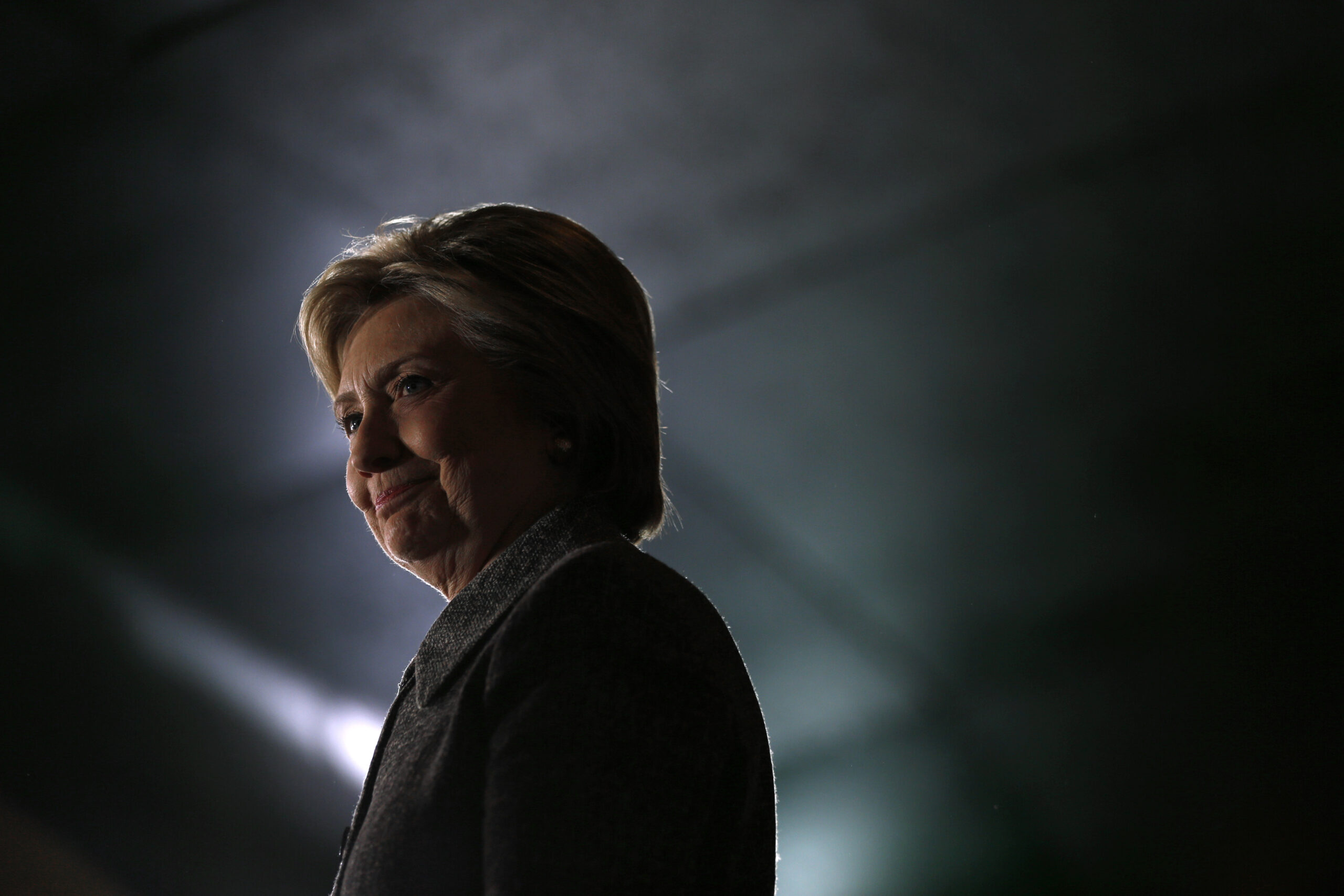Milwaukee’s biggest paper slams Clinton ahead of Wis. primary