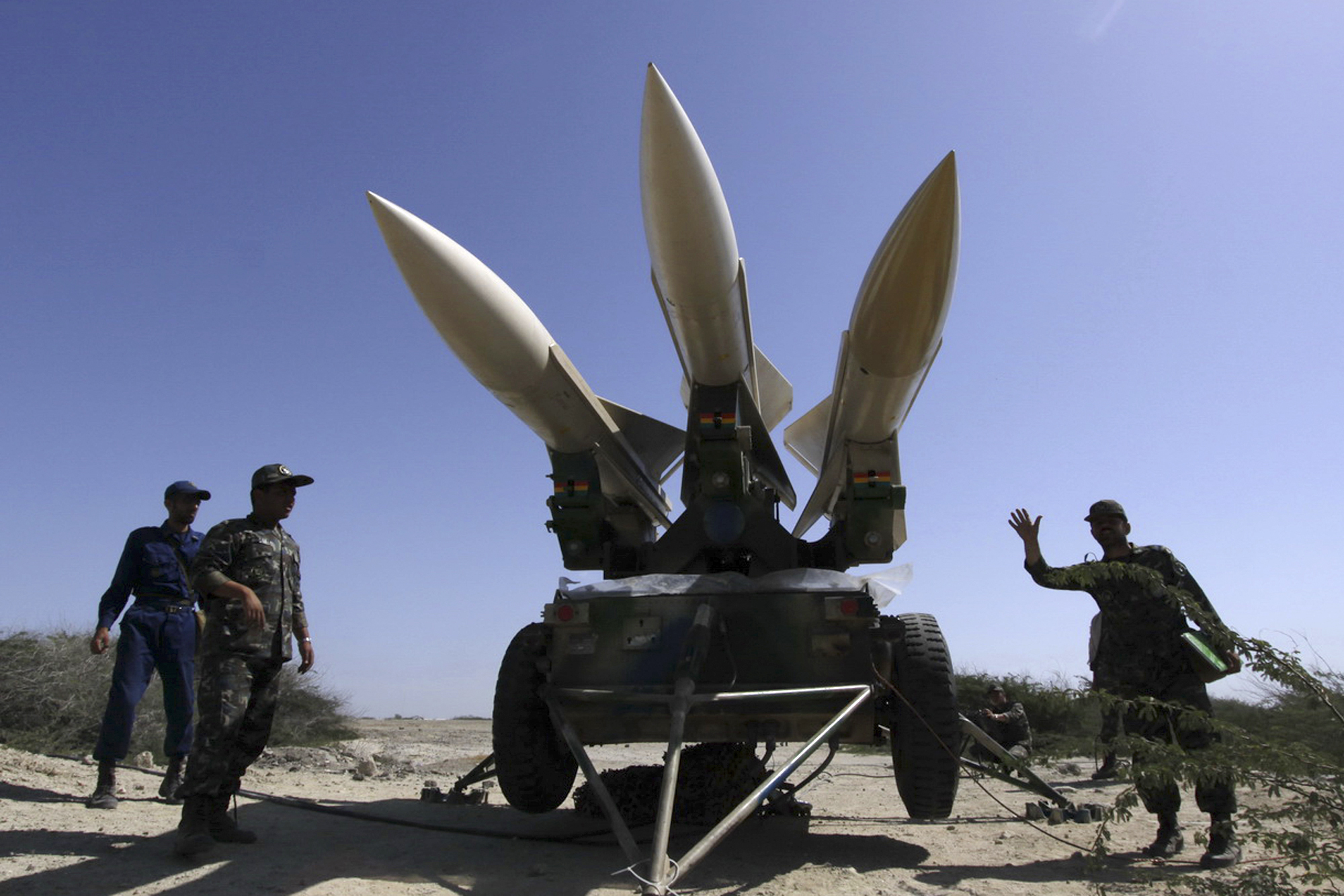 Iran fires rockets near U.S. warships in Strait of Hormuz