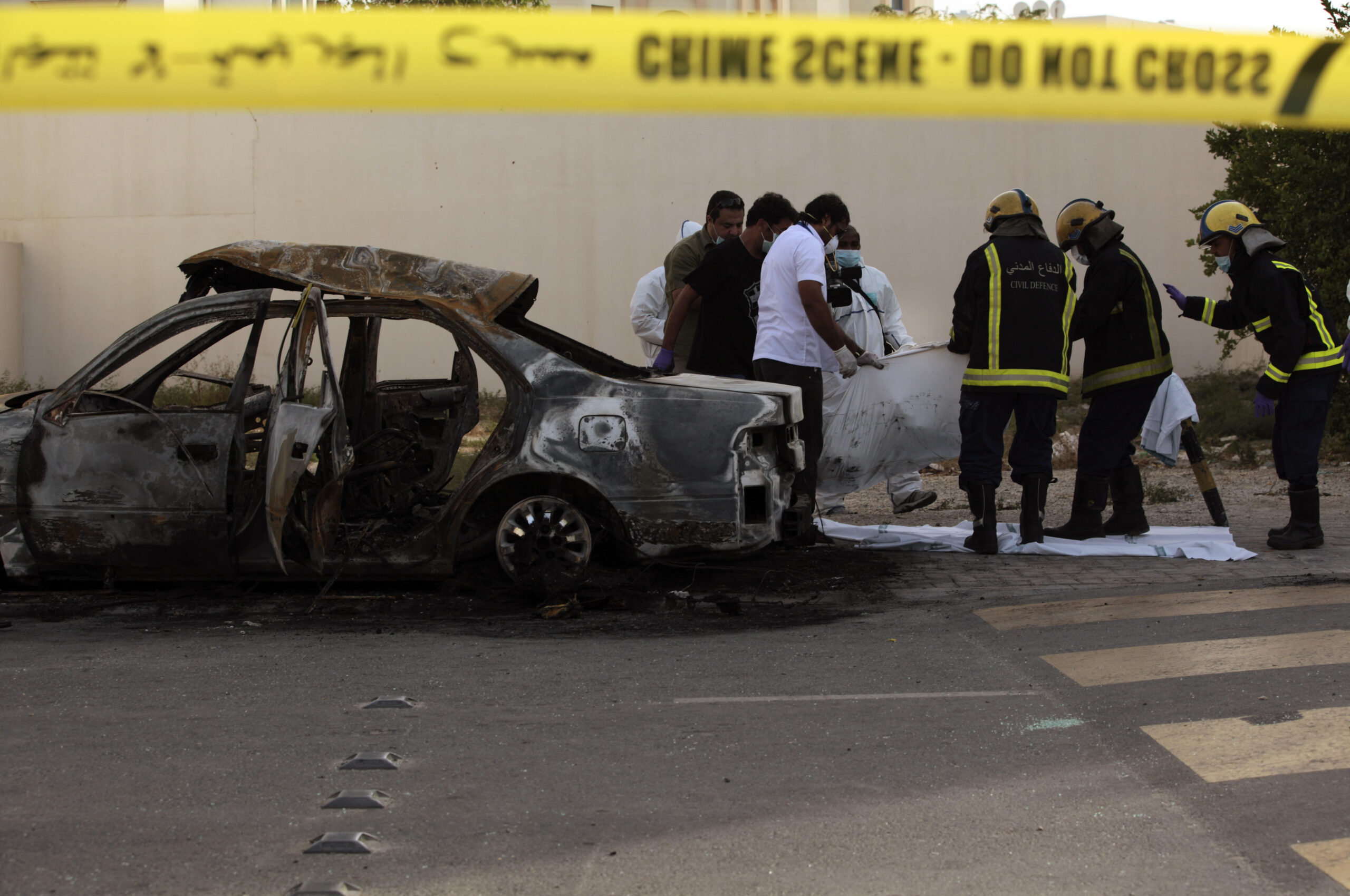 Ministry: 2 killed in apparent Bahrain car bombing