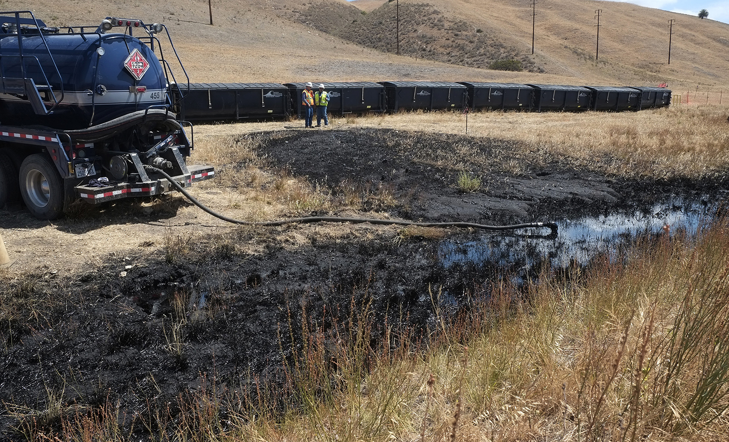 Report: 210,000 gallons of oil spilled near Pacific Ocean in California