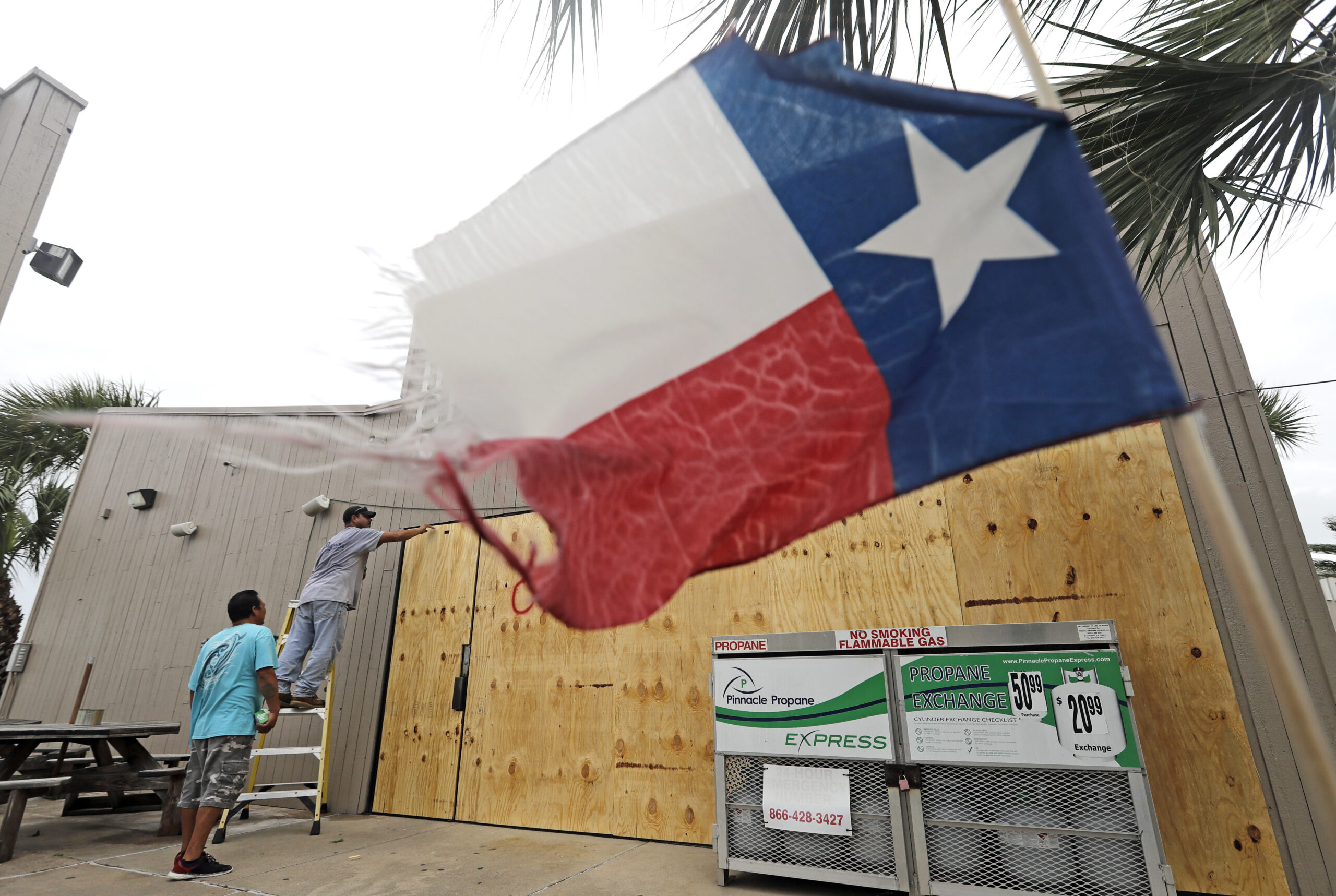 Trump meets with Cabinet about Hurricane Harvey response and recovery efforts