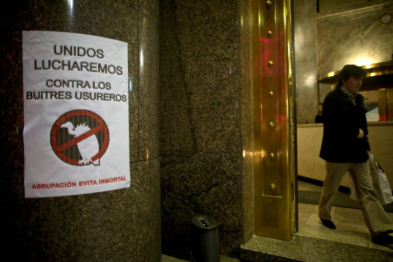 Argentina in last-ditch effort to avert default