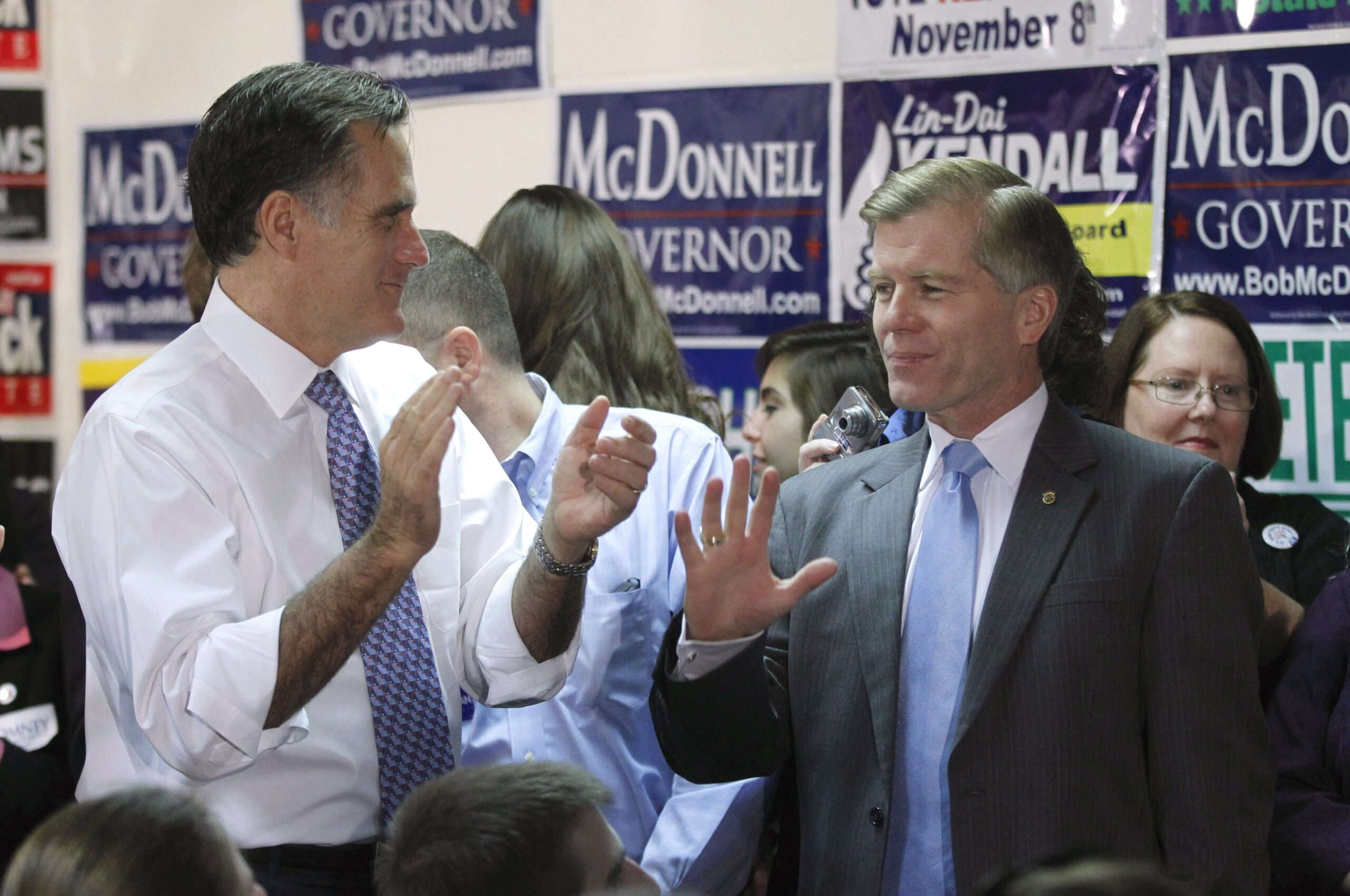 Candidates hoping ‘anti-Romney’ emerges from Iowa