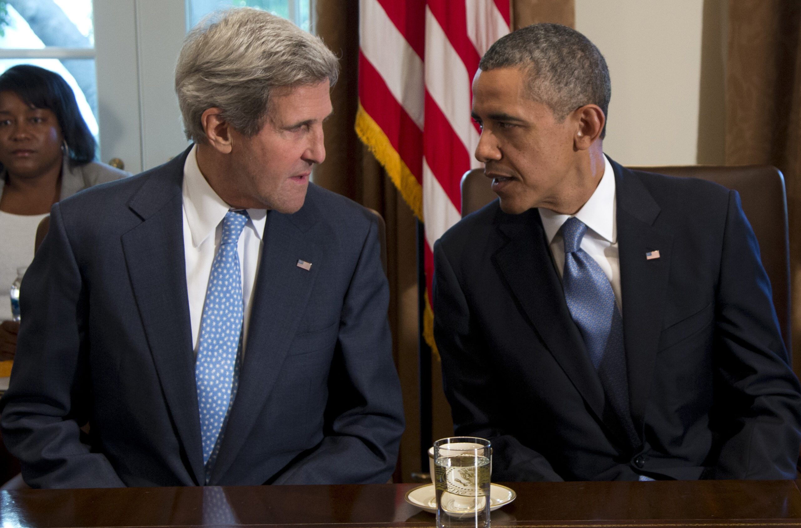 Obama under pressure to scrap Asia trip